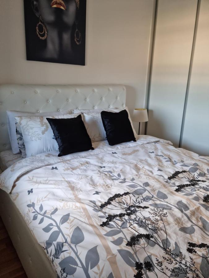 Apartman Anamarija Leilighet Banja Luka Eksteriør bilde