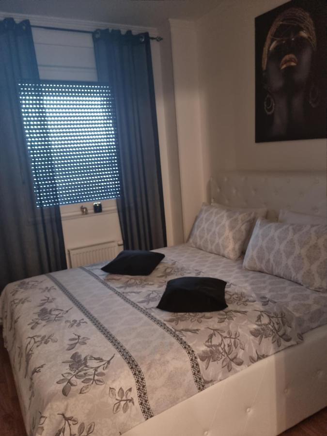 Apartman Anamarija Leilighet Banja Luka Eksteriør bilde